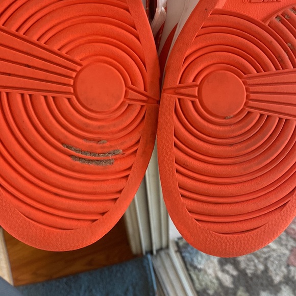 Dunk - Picture 7 of 7